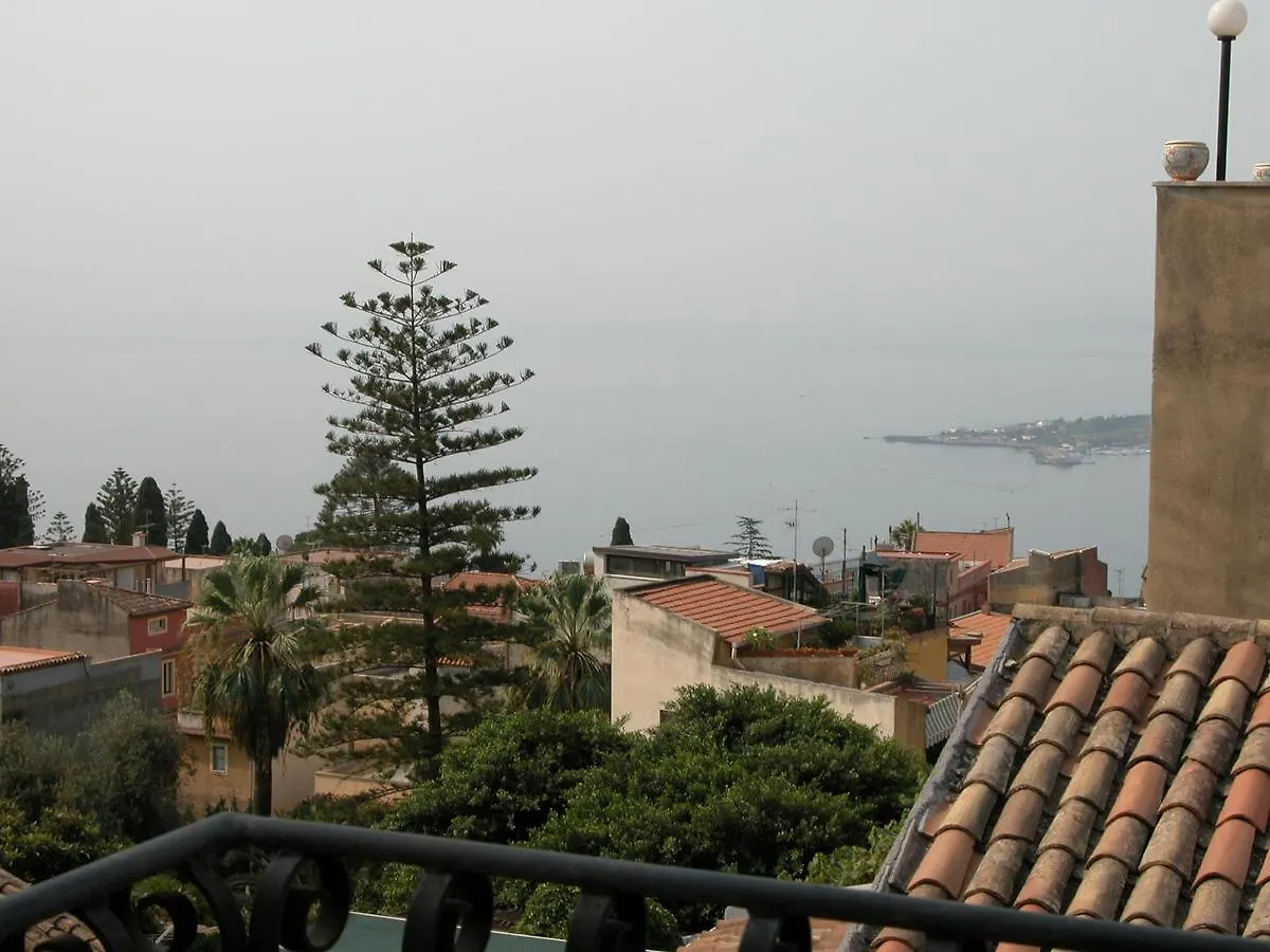 Teatro Greco Balcony Apartment Taormina