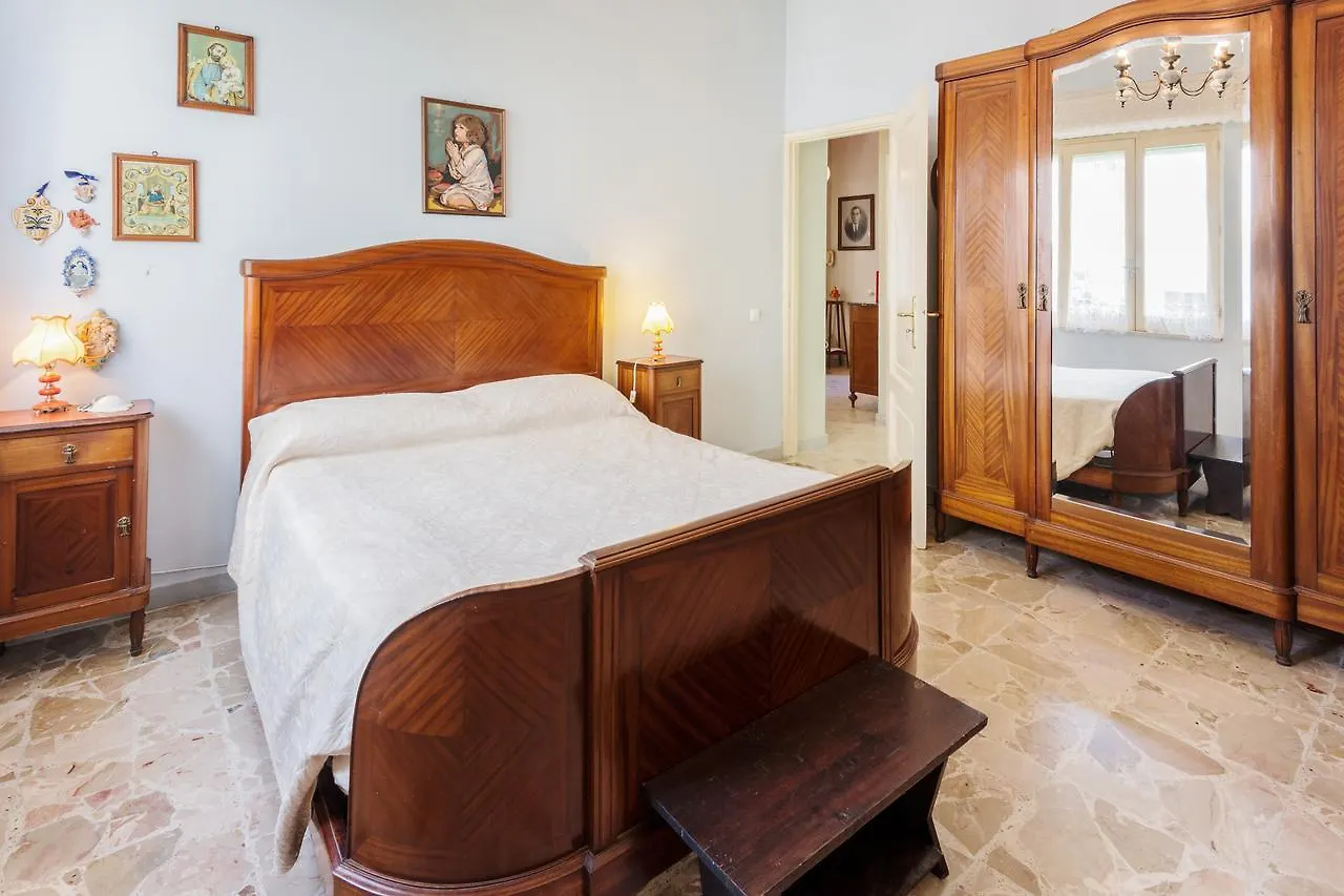 Teatro Greco Balcony Apartment Taormina